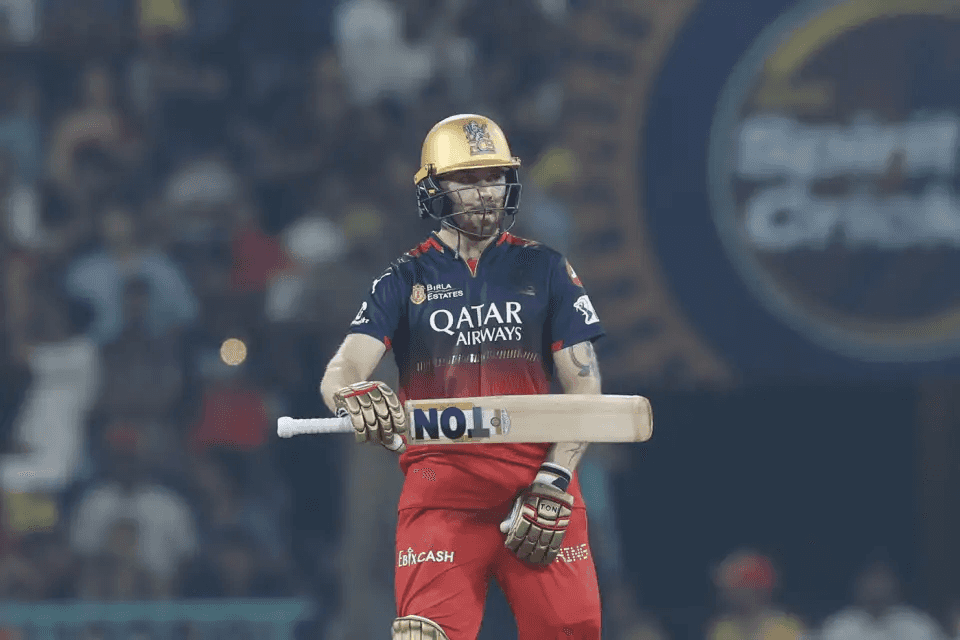 Phil Salt fifty in vain against SRH